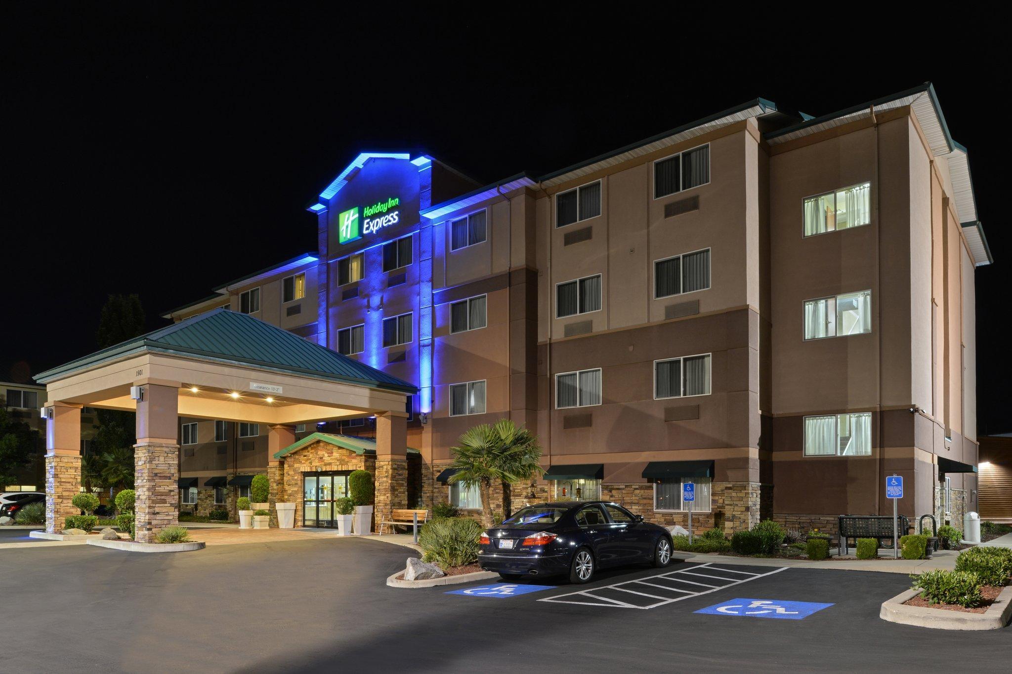 Clarion Pointe Medford Exterior foto